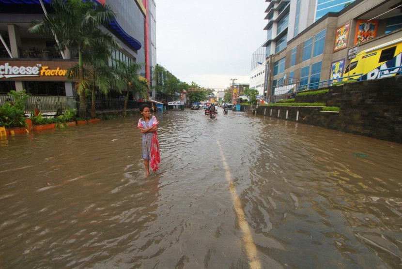 banjir antara.