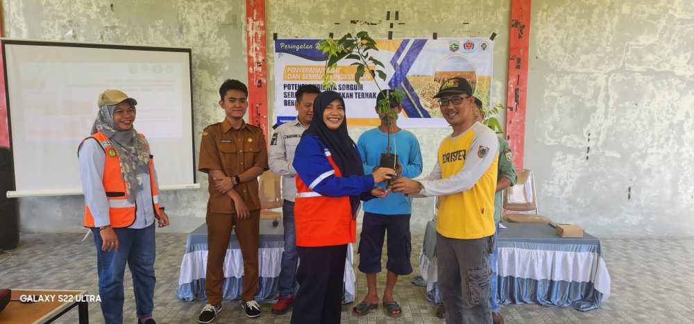 penyerahan bibit
