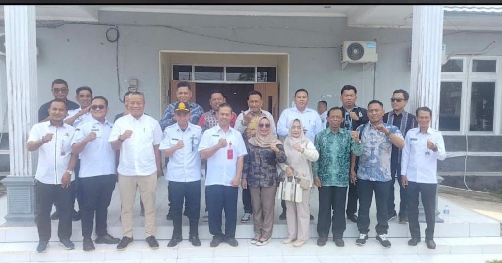Rombongan DPRD Kotabaru saat kunker ke Dishub Kapuas