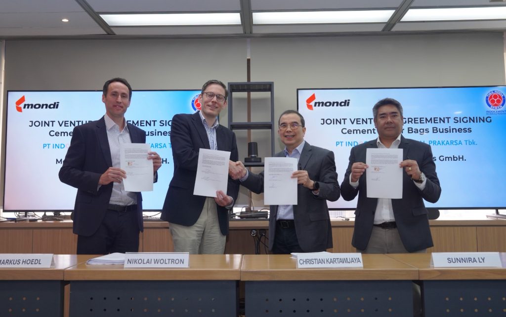 PT Indocement Tunggal Prakarsa Tbk menjalin kerja sama strategis dengan Mondi Industrial Bags GmbH