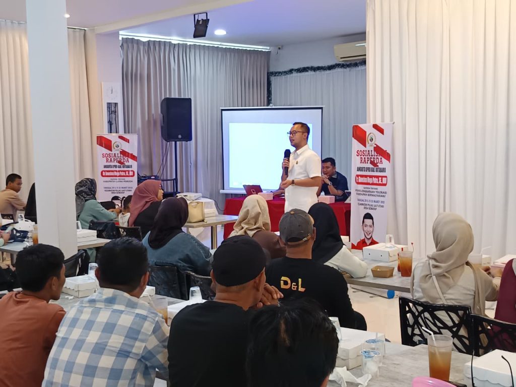 Kegiatan sosialisasi Perda oleh Anggota DPRD Kotabaru