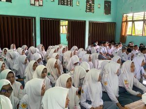 Sosialisasi Pemilihan Putra Putri Pariwisata Kabupaten Balangan 2026 di SMA Negeri 1 Lampihong, Senin (18/5/2026). - Foto: Mc.Balangan