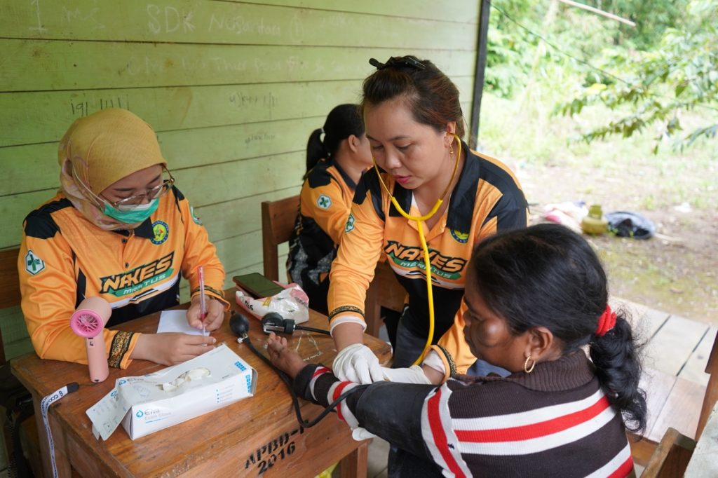 Pelayanan kesehatan Pubertas bagi masyarakat di SD Kecil Ambata, Kecamatan Halong, Kabupaten Balangan. - Foto: Mc.Balangan