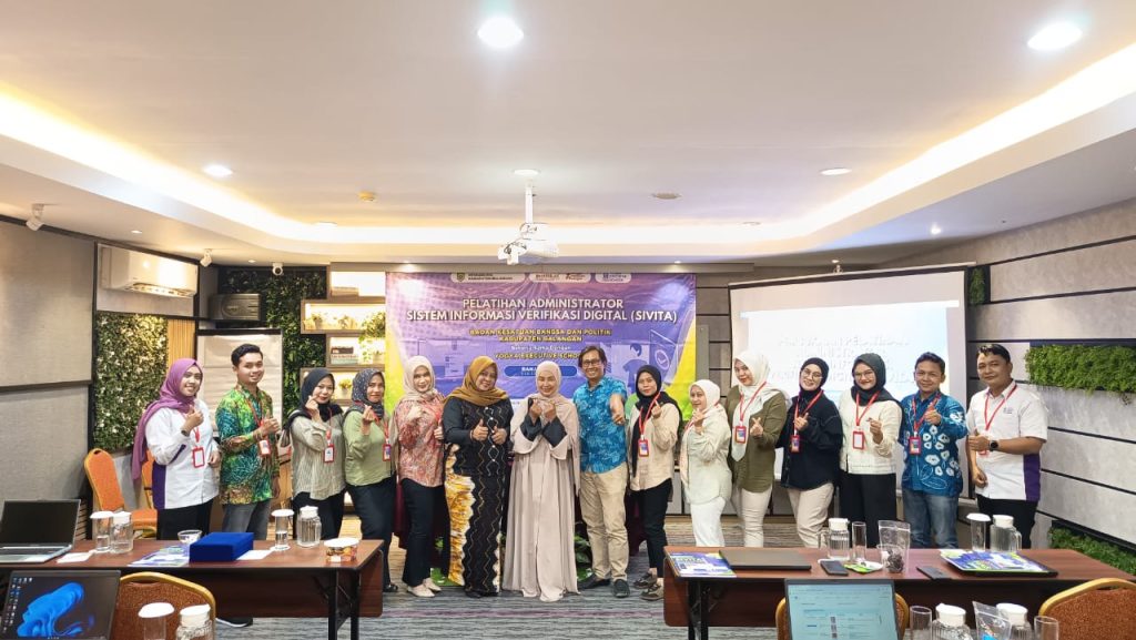 Kesbangpol Balangan terus mengembangkan berbagai inovasi pelayanan berbasis kebutuhan masyarakat dan pemanfaatan teknologi informasi. - Foto: Mc.Balangan