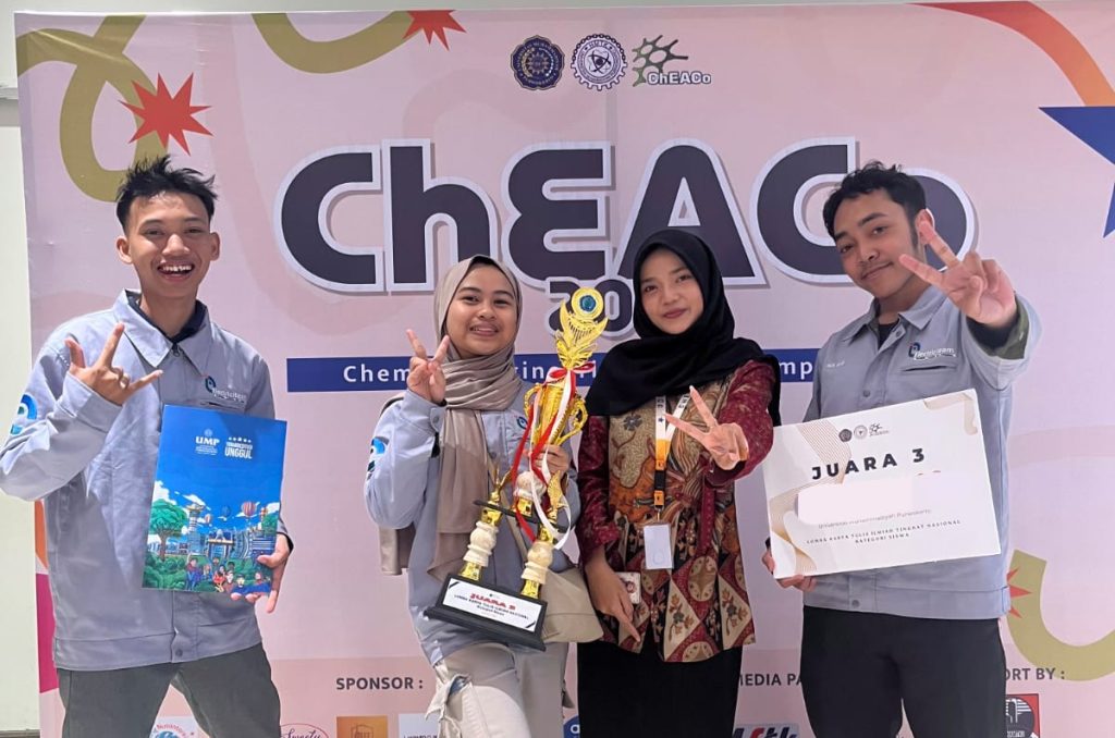 Tim Electriciteam SMK N 1 Paringin meraih Juara 3 pada ajang Lomba Karya Tulis Ilmiah Nasional (LKTIN)